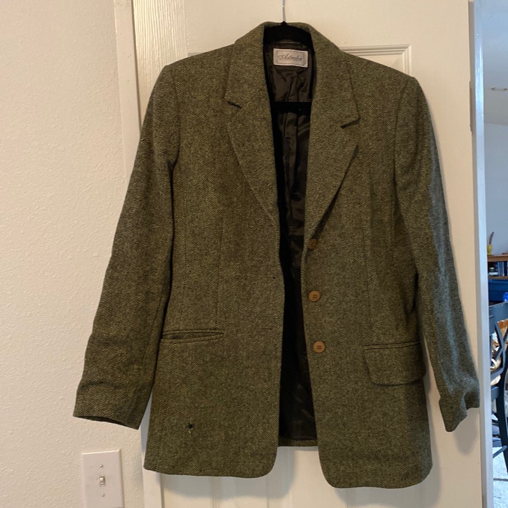 Nice tailored wool tweed coat green
